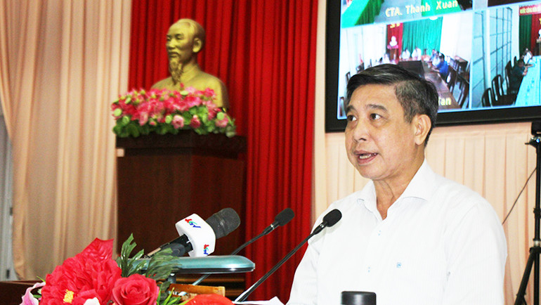 Chủ tịch UBND tỉnh Hậu Giang phát biểu chỉ đạo tại buổi tổng kết phong trào.