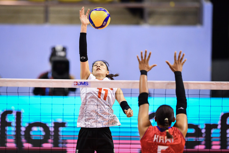 Việt Nam dẫn trước với chiến thắng ở set đầu tiên. (Ảnh: AVC)