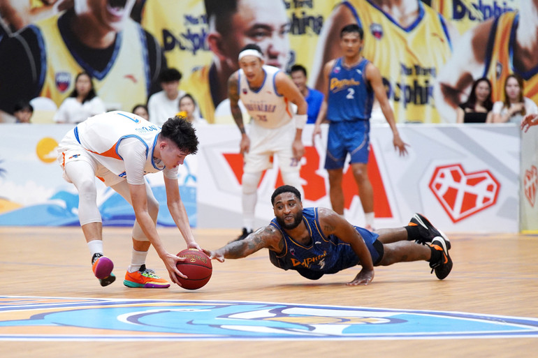 Hanoi Buffaloes yêu thích lối đánh phản công nhanh. (Ảnh: VBA)
