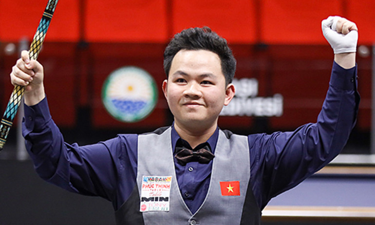 Cơ thủ Bao Phương Vinh ăn mừng chiến thắng. (Ảnh: UMB)