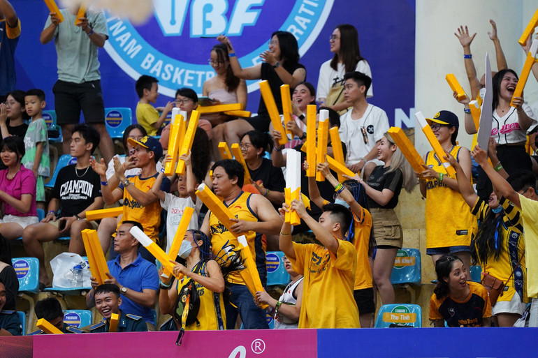 Sự cuồng nhiệt của người hâm mộ giúp Beach City Boys bất bại trên sân nhà. (Ảnh: VBA)