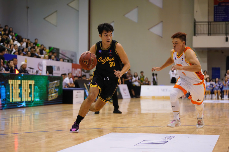 Nguyễn Tuấn Anh biết cách tỏa sáng mỗi lần được tung vào sân. (Ảnh: VBA)