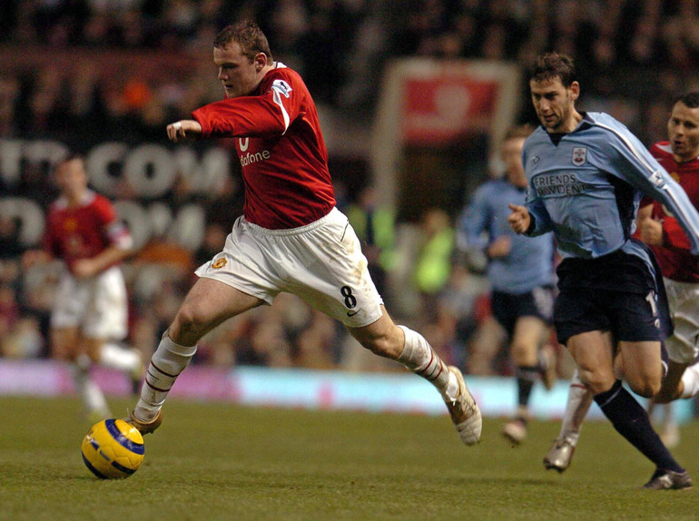 Rooney mang về vô số danh hiệu cao quý cho Manu. (Ảnh: Getty)