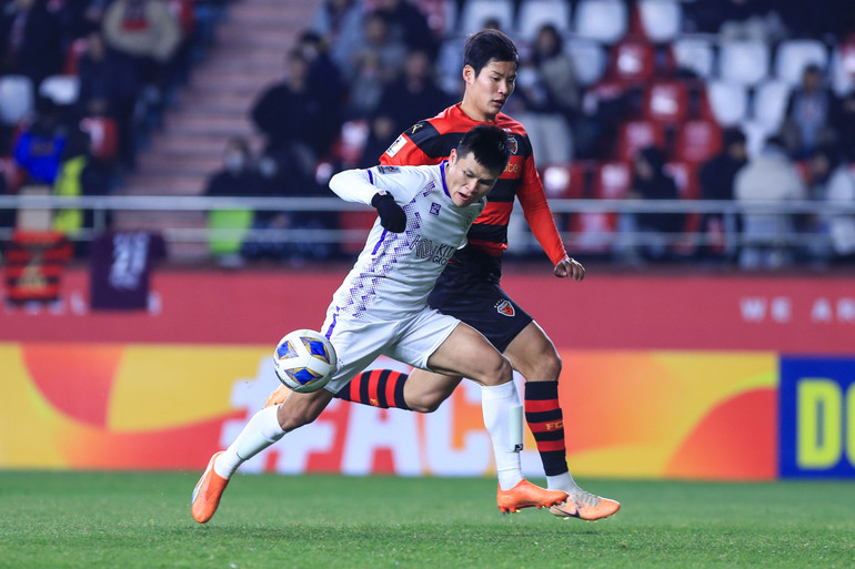 Tuấn Hải được Hà Nội FC giúp đỡ thực hiện ước mơ xuất ngoại. (Ảnh: Minh Dân) Tuấn Hải được Hà Nội FC giúp đỡ thực hiện ước mơ xuất ngoại. (Ảnh: Minh Dân)