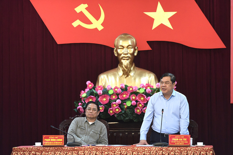 Đồng chí Phạm Gia Túc, Ủy viên Ban Chấp hành Trung ương Đảng, Bí thư Tỉnh ủy Nam Định phát biểu tại buổi làm việc.