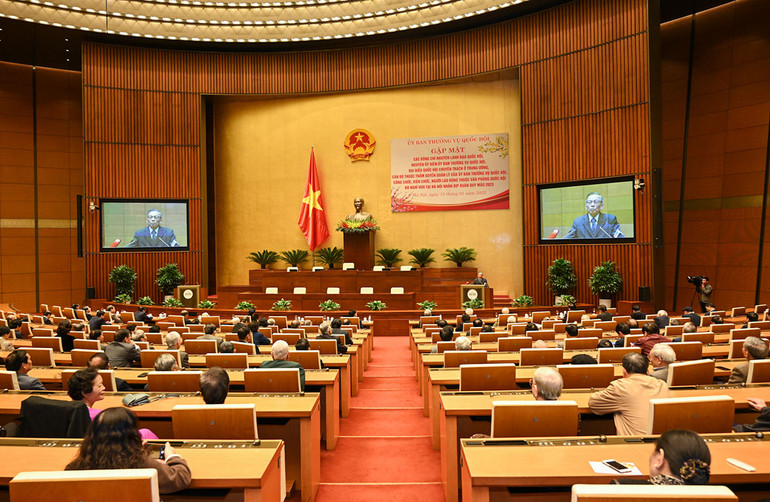 Quang cảnh buổi gặp mặt tại Nhà Quốc hội. (Ảnh: DUY LINH)