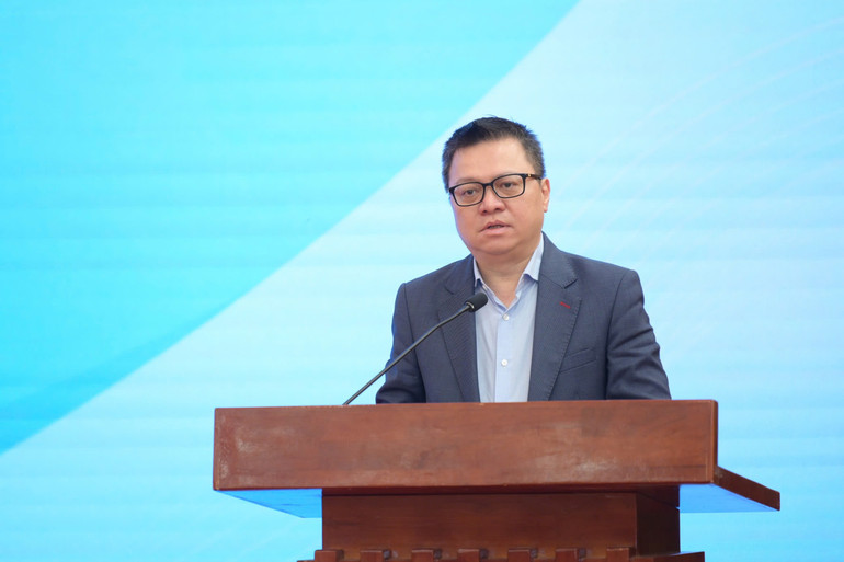 Đồng chí Lê Quốc Minh, Ủy viên Trung ương Đảng, Tổng Biên tập Báo Nhân Dân, Phó Trưởng ban Tuyên giáo và Dân vận Trung ương, Chủ tịch Hội Nhà báo Việt Nam kết luận hội thảo.