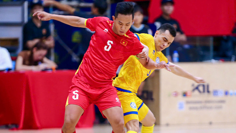 Hai đội cạnh tranh quyết liệt. (Ảnh: VFF)