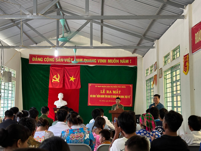 Ra mắt mô hình "Điểm nhóm tôn giáo tự quản về an ninh, trật tự" tại xóm Nà Ca