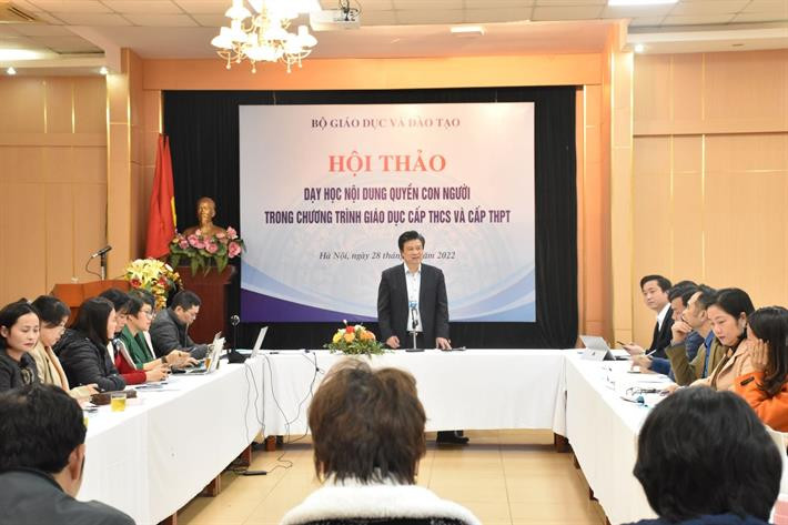 Hội thảo dạy học nội dung quyền con người trong chương trình giáo dục cấp THCS và THPT.