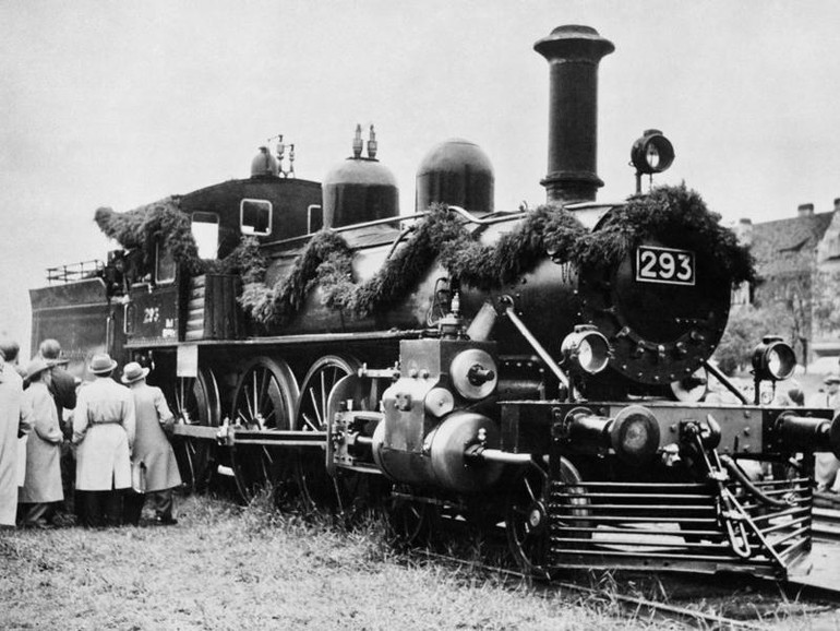 Những dấu mốc chính của cuộc Cách mạng Tháng Mười Nga vĩ đại qua ảnh -0