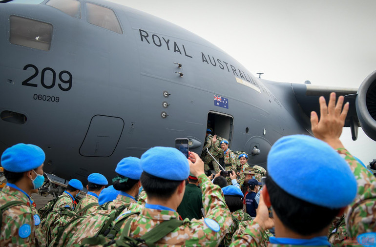 Công binh mũ nồi xanh Việt Nam lần đầu làm nhiệm vụ tại châu Phi -0