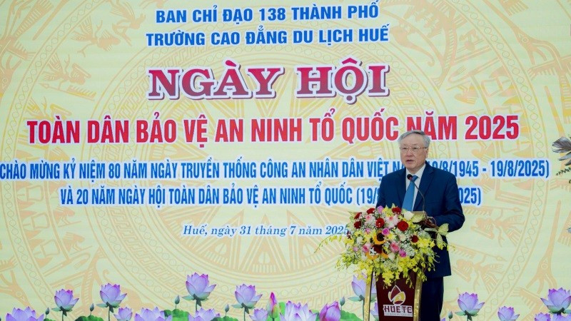Phó Thủ tướng Thường trực Chính phủ phát biểu chỉ đạo.