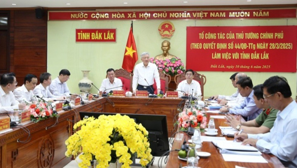 Phó Thủ tướng Thường trực Chính phủ Nguyễn Hòa Bình phát biểu tại buổi làm việc. (Ảnh: Nguyễn Hoàng)