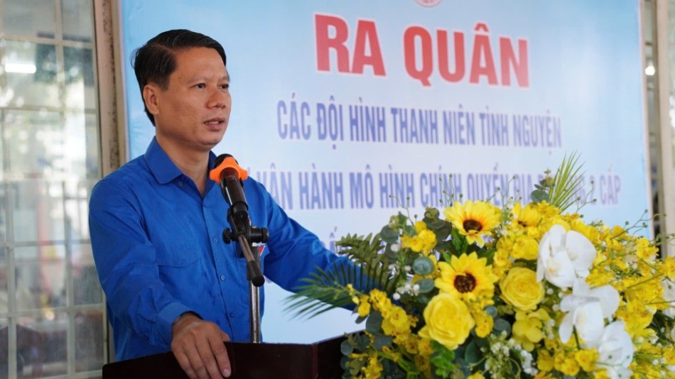 Anh Lương Minh Tùng, Phó Chủ tịch Ủy ban Mặt Trận Tổ quốc Việt Nam tỉnh, Bí thư Tỉnh đoàn Đắk Lắk phát biểu tại buổi lễ. img-0573-9330.jpg
