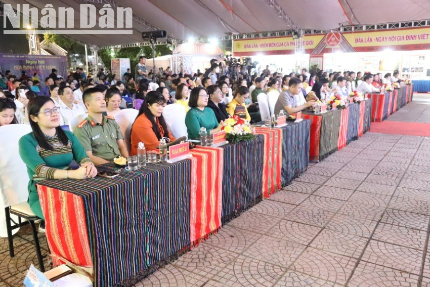 Các đại biểu dự lễ khai mạc Ngày hội Gia đình Việt Nam năm 2025. img-0649-692.jpg