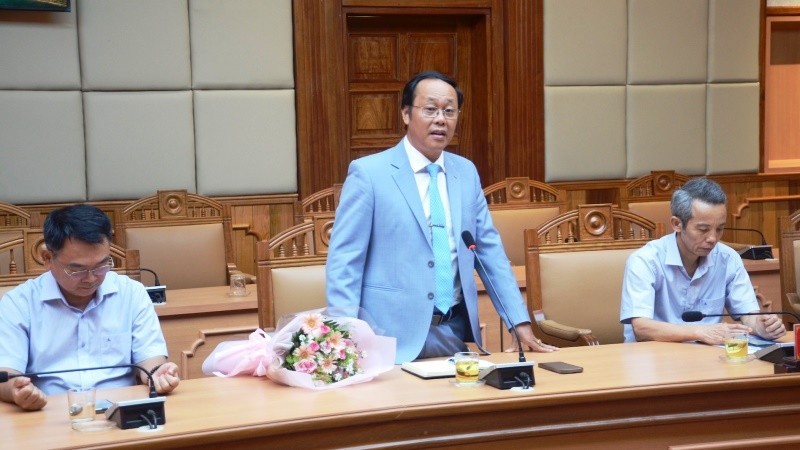 Ông Hoàng Đăng Khoa, Thành ủy viên, Tổng Biên tập Báo Huế ngày nay – tân Giám đốc Trung tâm Truyền thông thành phố Huế phát biểu nhận nhiệm vụ. 3.jpg