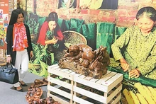 Một góc Triển lãm Con giáp của tôi - Lợn sung túc.