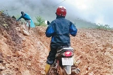 Đường đến Trường tiểu học Kim Bon.
