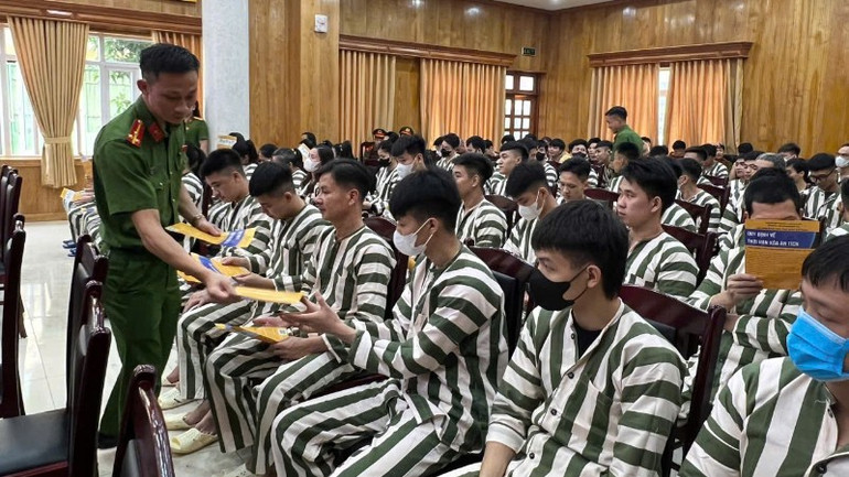 176 phạm nhân nhận Quyết định đặc xá. z6966090336417-788d0b765c08a498ad0d21f9a93f61ca-3205.jpg