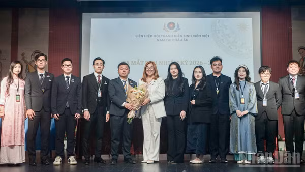 Ra mắt Ban Chấp hành VYSEF nhiệm kỳ 2026-2031.