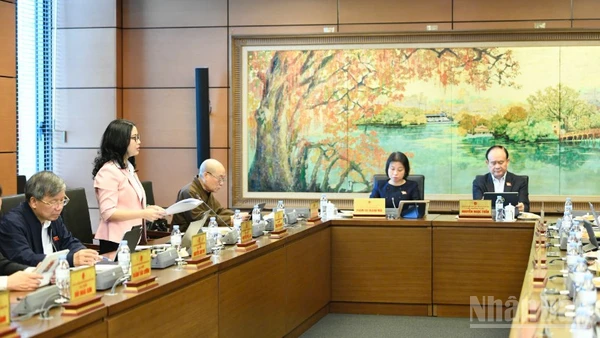 Quang cảnh phiên thảo luận tổ của Quốc hội, sáng 6/11/2025. (Ảnh: DUY LINH)