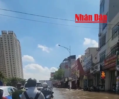 Trưa 2/10, Hà Nội vẫn còn điểm ngập sâu