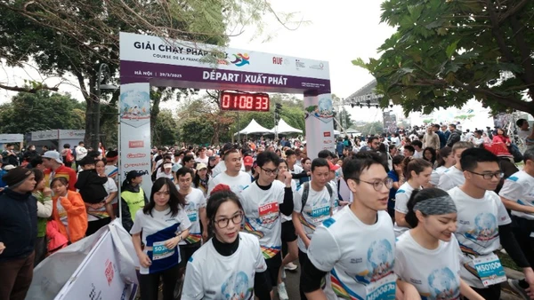 Giải chạy Pháp ngữ và Lễ hội Pháp và cộng đồng Pháp ngữ năm 2025 thu hút đông đảo người tham gia. (Ảnh: BTC)