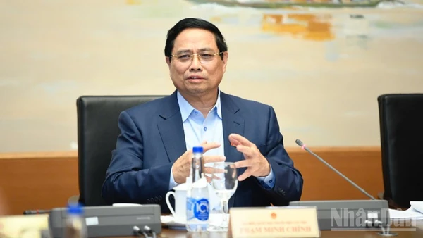 Thủ tướng Phạm Minh Chính phát biểu tại phiên thảo luận tổ của Quốc hội về dự thảo Văn kiện trình Đại hội XIV của Đảng, chiều 4/11/2025. (Ảnh: DUY LINH)