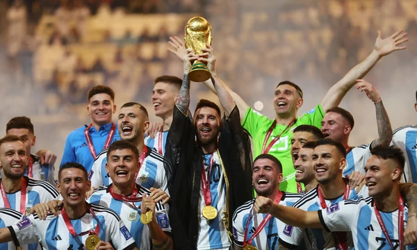 Vinh quang cho bóng đá Argentina. (Ảnh: Reuters)