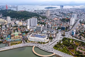 Đô thị của Quảng Ninh ngày càng phát triển đồng bộ, hiện đại.