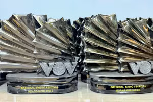 Quà tặng lưu niệm bằng than đá tại Liên hoan Phát thanh toàn quốc lần thứ XVII - Quảng Ninh năm 2026.