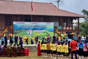 Quang cảnh lễ khai mạc Giải Bóng đá nữ các dân tộc thiểu số tỉnh Quảng Ninh mở rộng năm 2025 – Cúp VTV5.