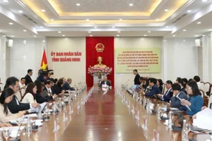 Quang cảnh buổi làm việc.