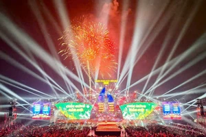 Chương trình nghệ thuật Countdown chào năm mới 2026 của Quảng Ninh thu hút hơn 50.000 người.