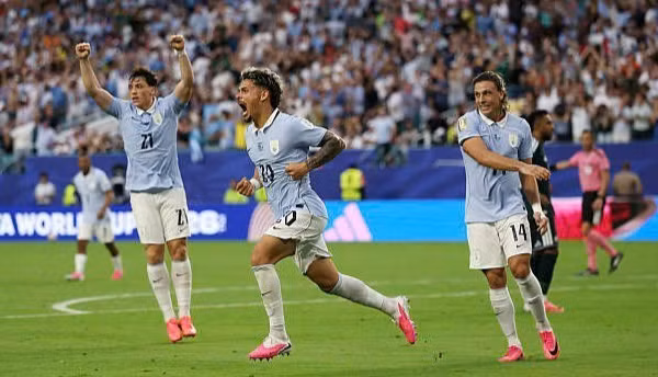 Nhiều khả năng Uruguay sẽ khiến thủ thành Vozinha có một ngày làm việc vất vả trong trận đấu sắp tới. (Ảnh: FIFA)