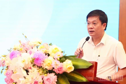 Theo Tổng Biên tập Tạp chí Gia đình Việt Nam Hồ Minh Chiến, sức khỏe của phụ nữ có thể được bảo vệ nếu chủ động trong việc tầm soát, tiêm phòng và chăm sóc sức khỏe một cách khoa học. 