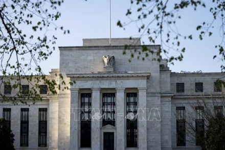 Trụ sở Cục Dự trữ liên bang Mỹ (Fed) ở Washington, DC. (Ảnh: THX/TTXVN)