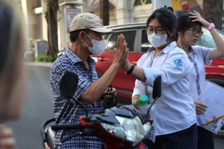 Đề thi Ngữ Văn kỳ thi tuyển sinh lớp 10 tại Hà Nội xoay quanh chủ đề "hạnh phúc" và "niềm vui"