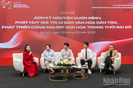 Tọa đàm "ADN Kỷ nguyên vươn mình: Phát huy giá trị di sản văn hóa dân tộc, phát triển công nghiệp văn hóa trong thời đại số" diễn ra sôi nổi trong khuôn khổ Triển lãm “95 năm Cờ Đảng soi đường”.