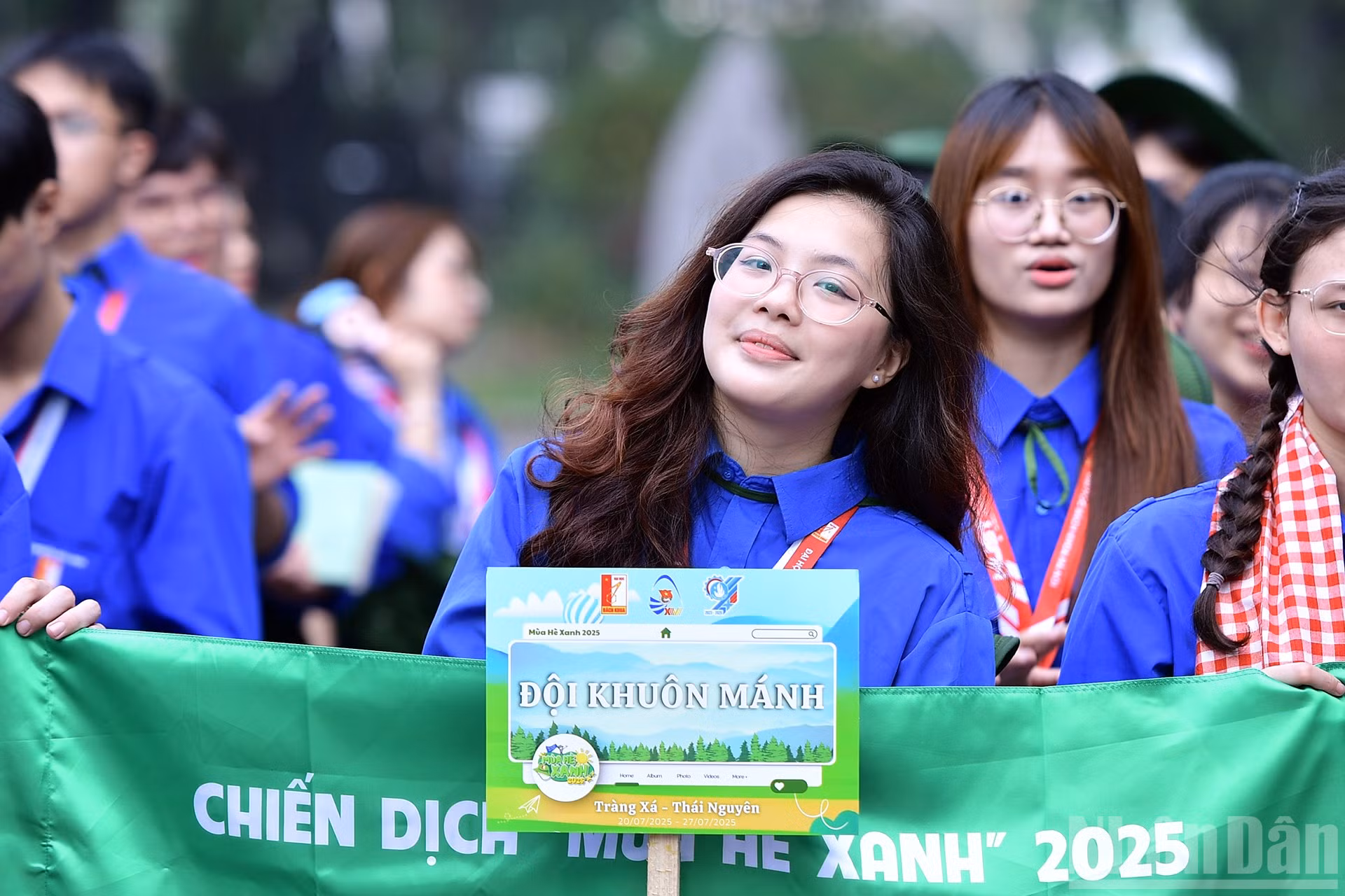 Sinh viên tình nguyện Thủ đô có mặt tại Lễ xuất quân Chiến dịch "Mùa hè xanh" năm 2025. 