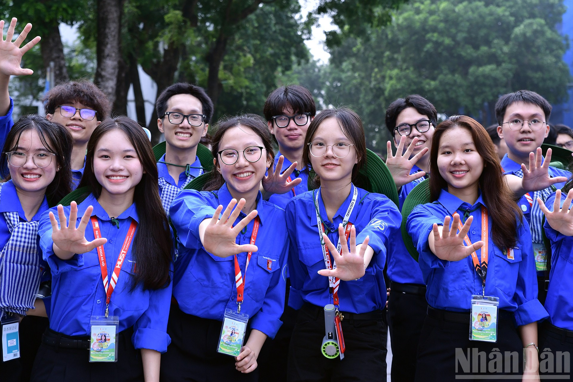 Năm nay, chiến dịch có nhiều đổi mới, bảo đảm sự điều phối chặt chẽ 168 đội hình tình nguyện triển khai tại 16 tỉnh, thành phố trải dọc đất nước. ndo_br_miu-4186.jpg