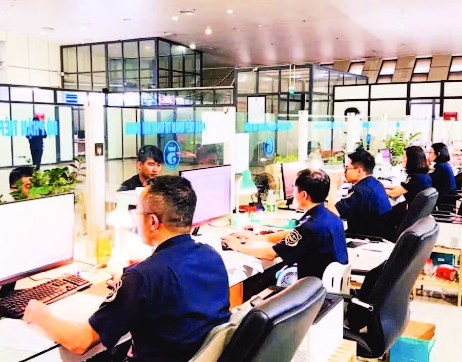 Quầy làm thủ tục hải quan tại Nhà làm việc liên ngành Cửa khẩu quốc tế Hữu Nghị, tỉnh Lạng Sơn.