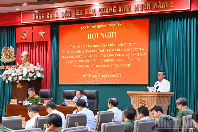 Thường trực Ban Bí thư Trần Cẩm Tú phát biểu chỉ đạo hội nghị.