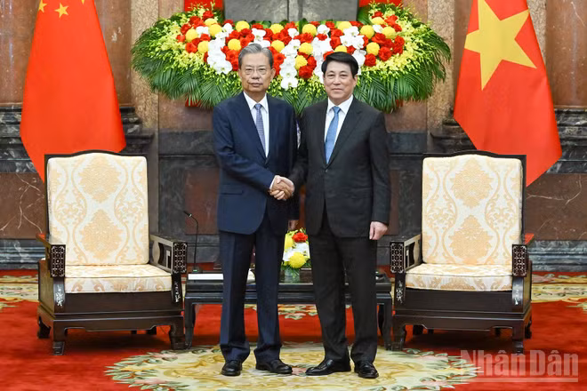 Chủ tịch nước Lương Cường và Ủy viên trưởng Nhân đại toàn quốc Trung Quốc Triệu Lạc Tế.