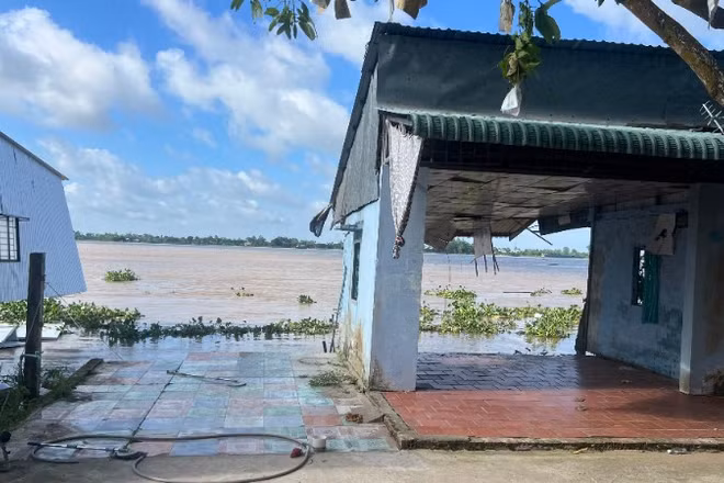 Hiện trường vụ sạt lở tại khóm Tân Tịch, phường Cao Lãnh.