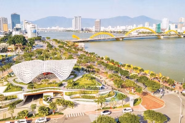 Trung tâm thành phố Đà Nẵng nhìn từ trên cao.