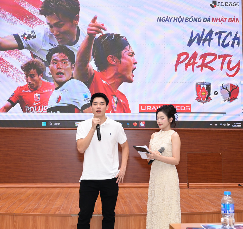Đình Bắc chia sẻ về khát khao được thi đấu ở nước ngoài tại sự kiện Ngày hội bóng đá Nhật Bản.