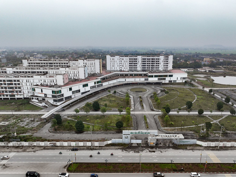 Cơ sở 2 của Bệnh viện Hữu nghị Việt Đức tại Hà Nam (cũ) - dự án vướng mắc kéo dài gây thất thoát, lãng phí hàng nghìn tỷ đồng. (Ảnh Đại Thế) 