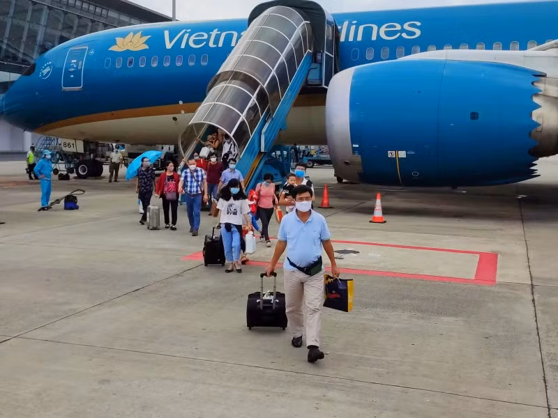 Tổng công ty Hàng không Việt Nam (Vietnam Airlines) ghi nhận mức tăng lợi nhuận bằng 138% kế hoạch và bằng 453% so cùng kỳ năm 2024...